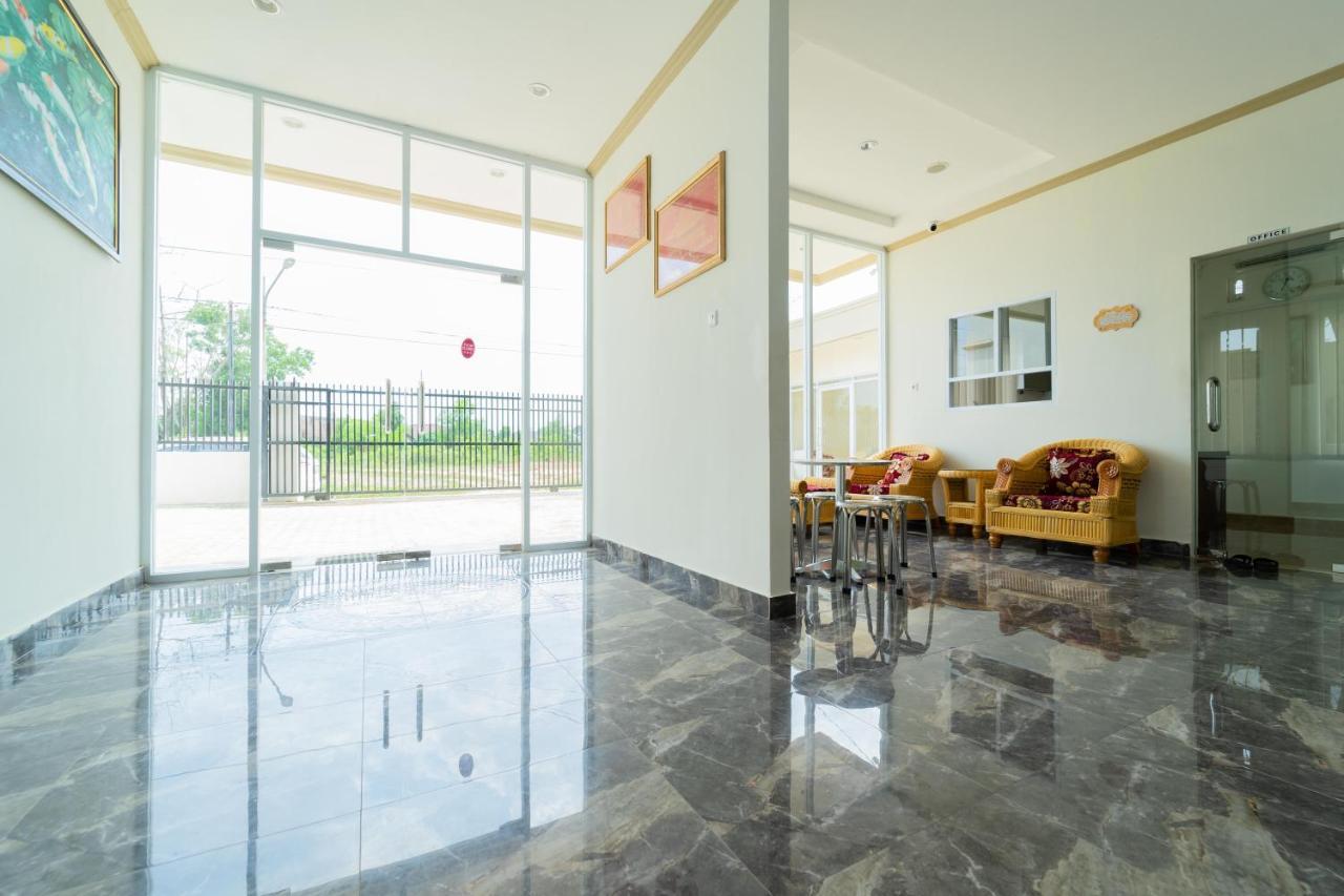 RedDoorz near Griya Agung Palembang Hotel Talang Kelapa Bagian luar foto