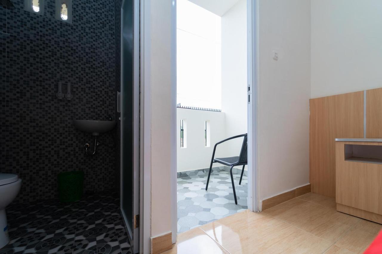 RedDoorz near Griya Agung Palembang Hotel Talang Kelapa Bagian luar foto